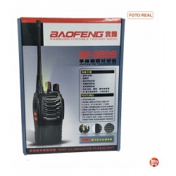 Radio Profesional VHF 5w, 440-470Mhz, 16 Canales Incluye Base Cargador, Antena, Batería. Grtía: 30D.