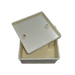 Caja Plastica blanco con tapa 80x80x40mm Externa: 86x86x48 con tapa