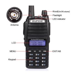 Radio VHF/UHF, 5w, LCD, 128 canales, Audífono, Cargador, 136-174/400-520MHz, 5-10kmt, LED, batería 2800mAh.